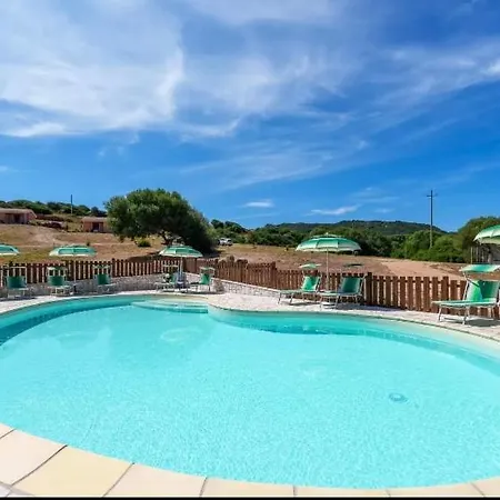Gli Olivastri Raggio Di Sole , Con Piscina E Vista Mare ,climatizzatore,wifi *