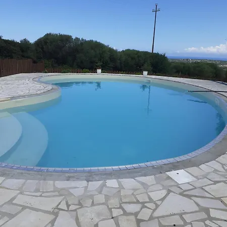 Gli Olivastri Raggio Di Sole , Con Piscina E Vista Mare ,climatizzatore,wifi 度假居 *