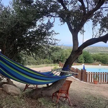 펜션 Gli Olivastri Raggio Di Sole , Con Piscina E Vista Mare ,climatizzatore,wifi 아글리엔투