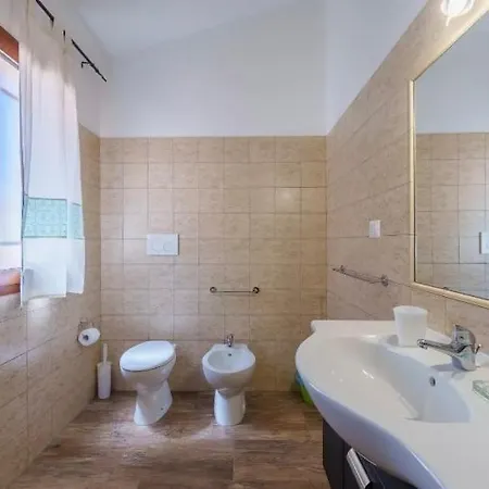 Gli Olivastri Raggio Di Sole , Con Piscina E Vista Mare ,climatizzatore,wifi * Альенту