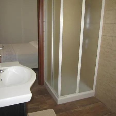 Gli Olivastri Raggio Di Sole , Con Piscina E Vista Mare ,climatizzatore,wifi *
