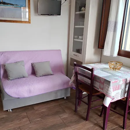 Gli Olivastri Raggio Di Sole , Con Piscina E Vista Mare ,climatizzatore,wifi *