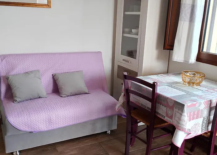 Gli Olivastri Raggio Di Sole , Con Piscina E Vista Mare ,climatizzatore,wifi *
